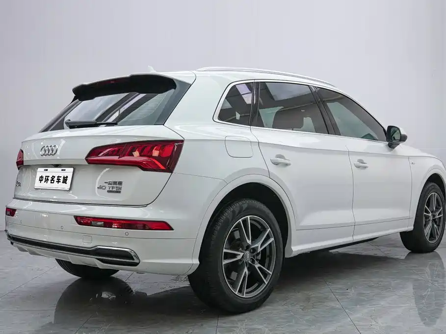Audi Q5L — миниатюра 21