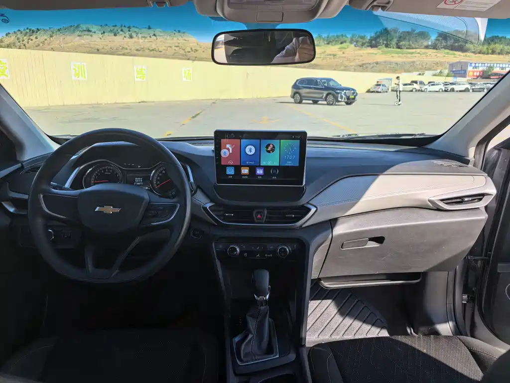 Chevrolet Volando — миниатюра 5