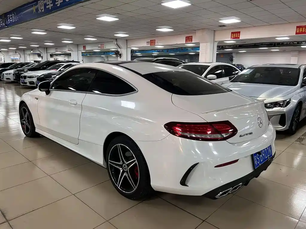 Mercedes-Benz C-Class (Import) — миниатюра 4