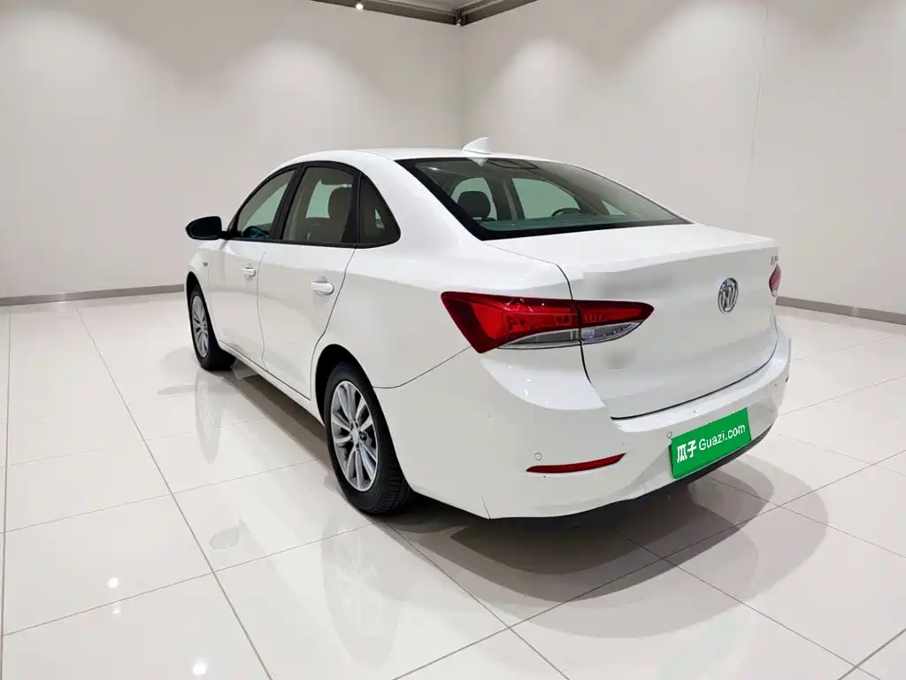 Buick Excelle — миниатюра 4