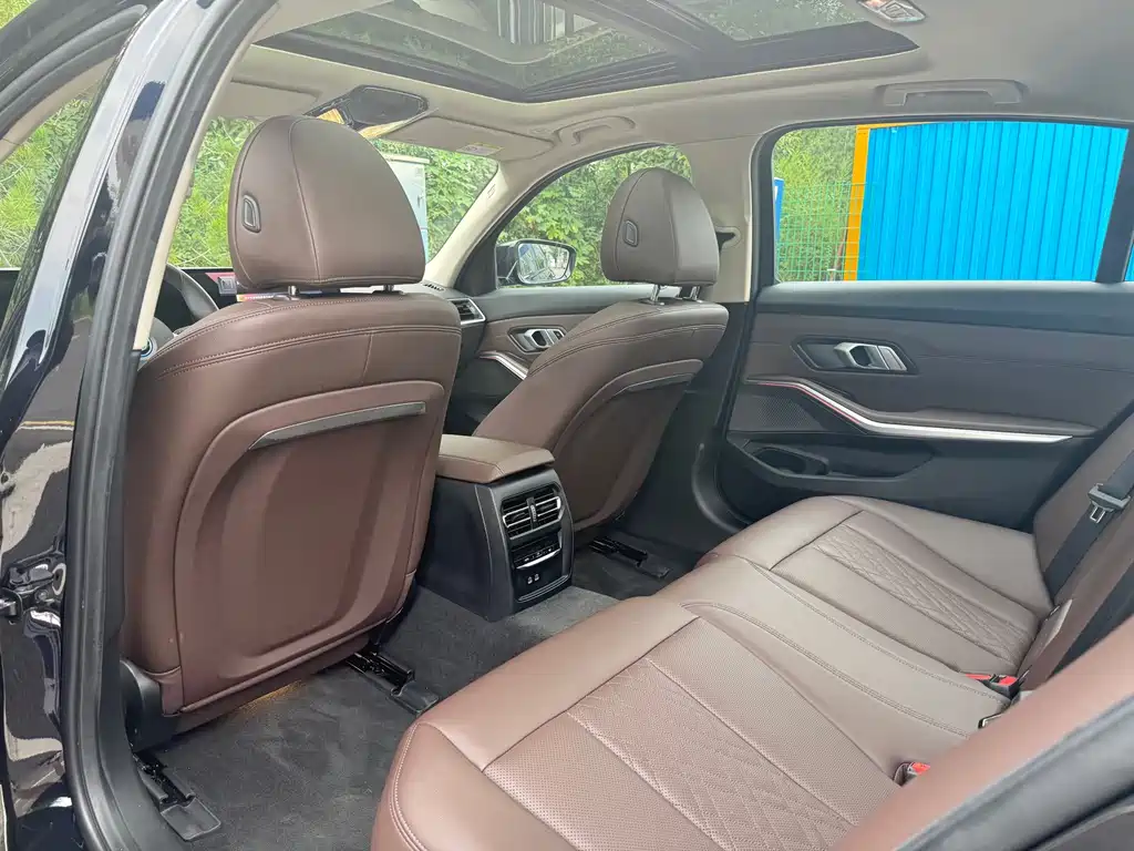 BMW i3 — миниатюра 9
