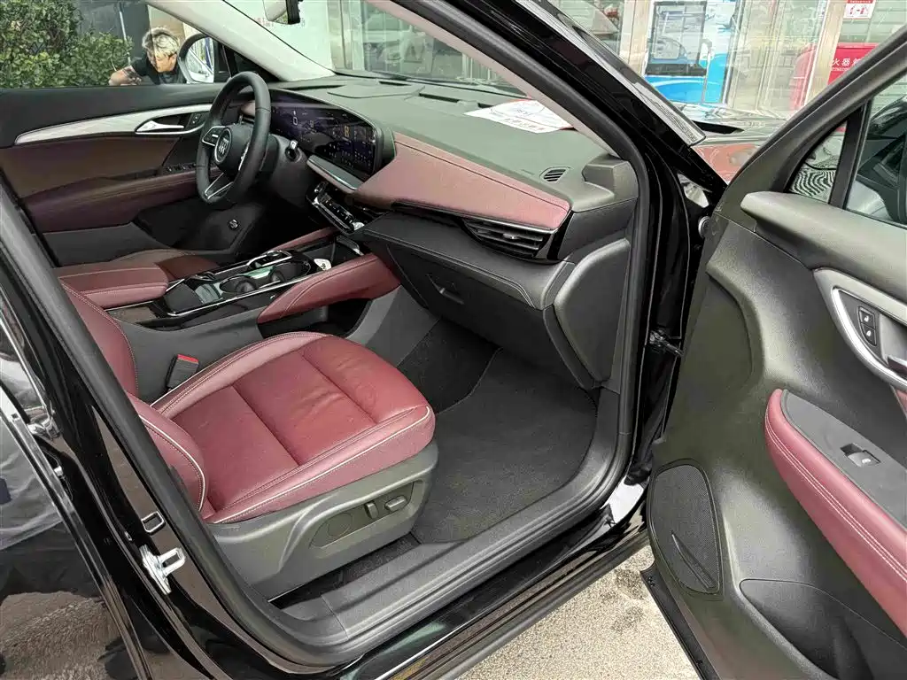 Buick Envision Plus — миниатюра 18