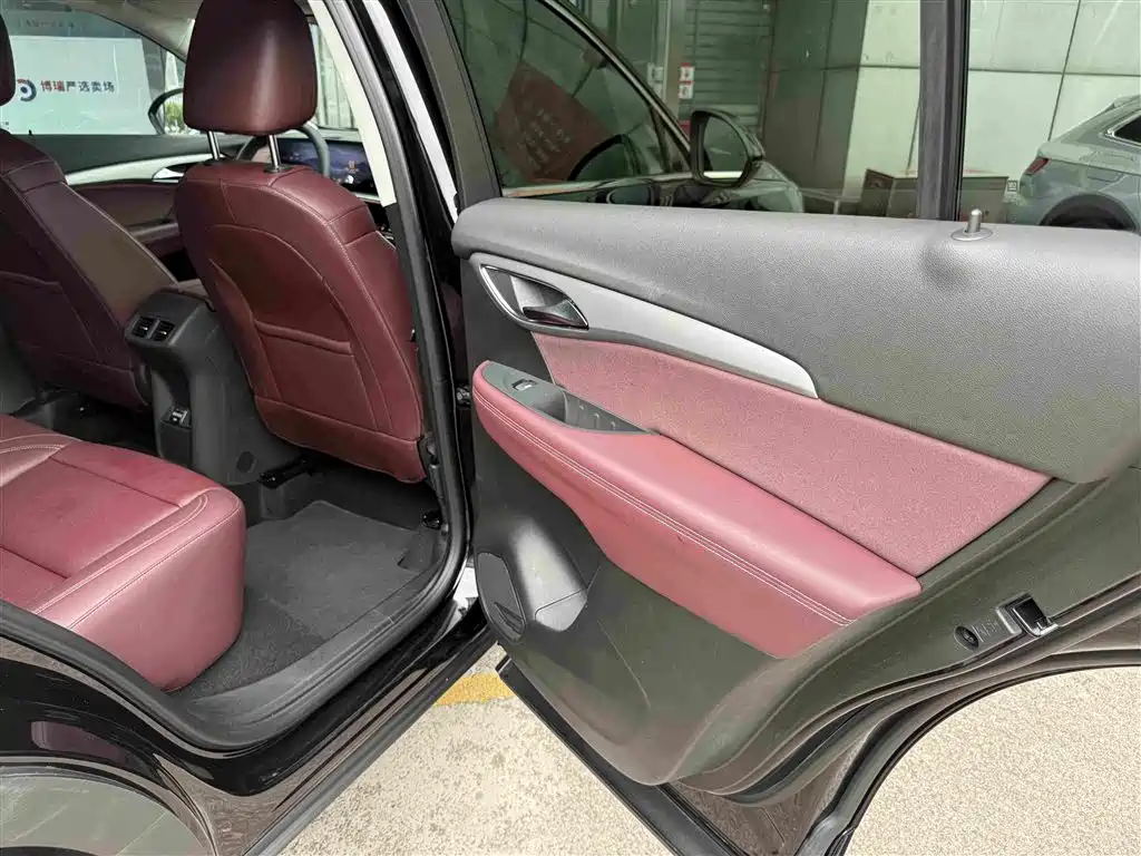 Buick Envision Plus — миниатюра 22