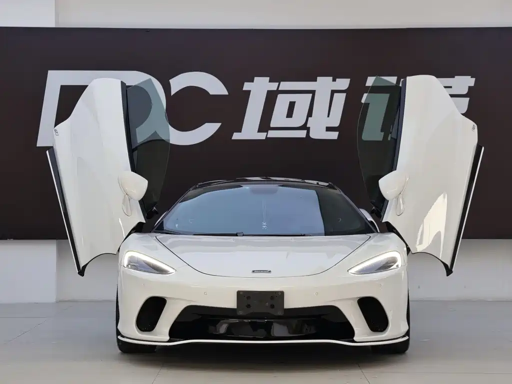 McLaren GT — миниатюра 5