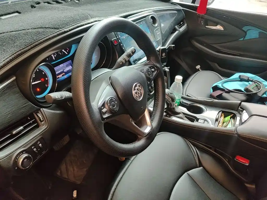 Buick Envision Plus — миниатюра 11