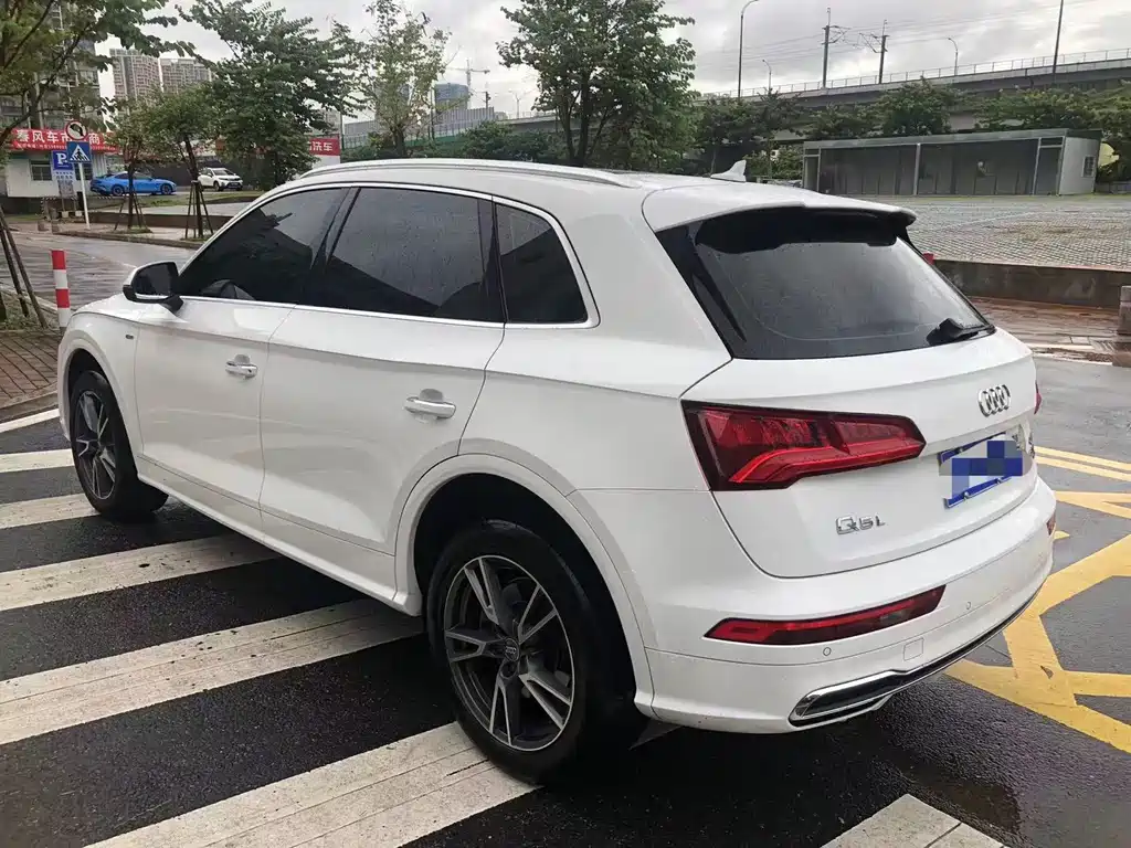 Audi Q5L 2018 45 TFSI Premium Fashion V