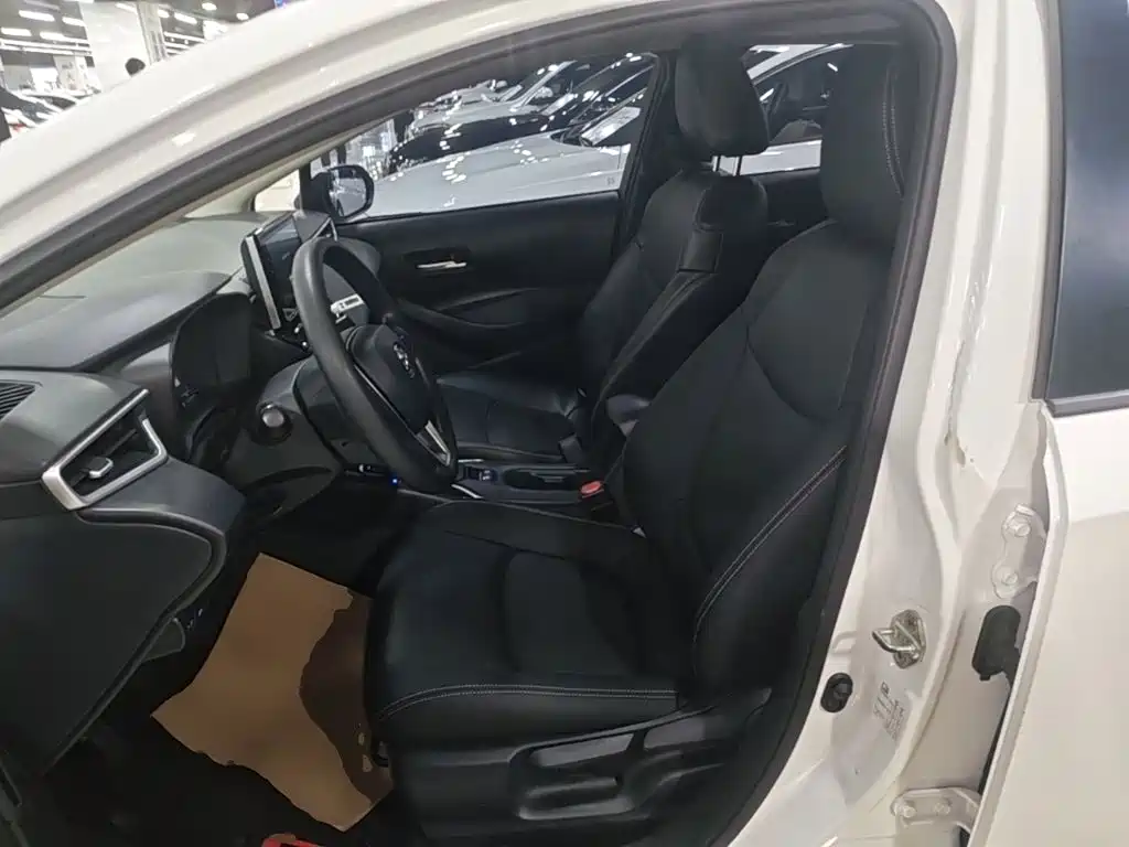 Toyota Corolla — миниатюра 15