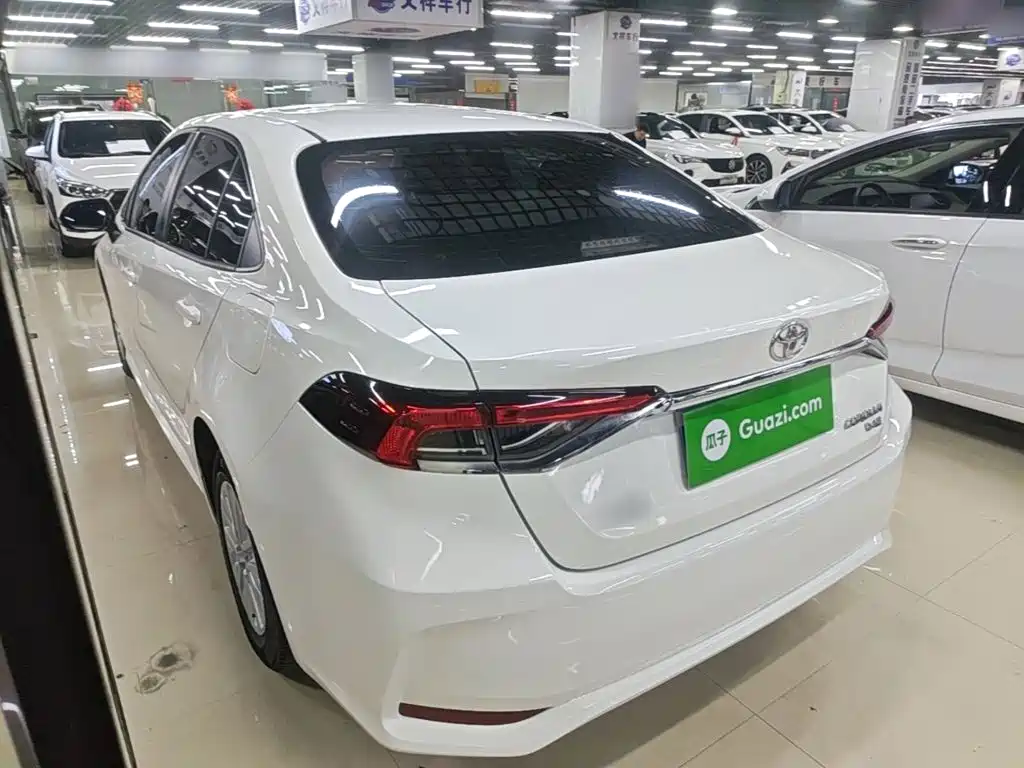 Toyota Corolla — миниатюра 5