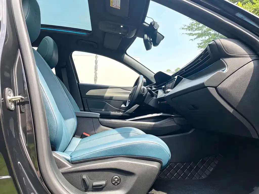 Peugeot 408X — миниатюра 10
