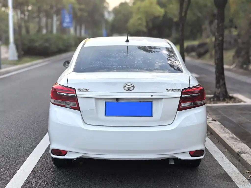 Toyota Vios — миниатюра 6