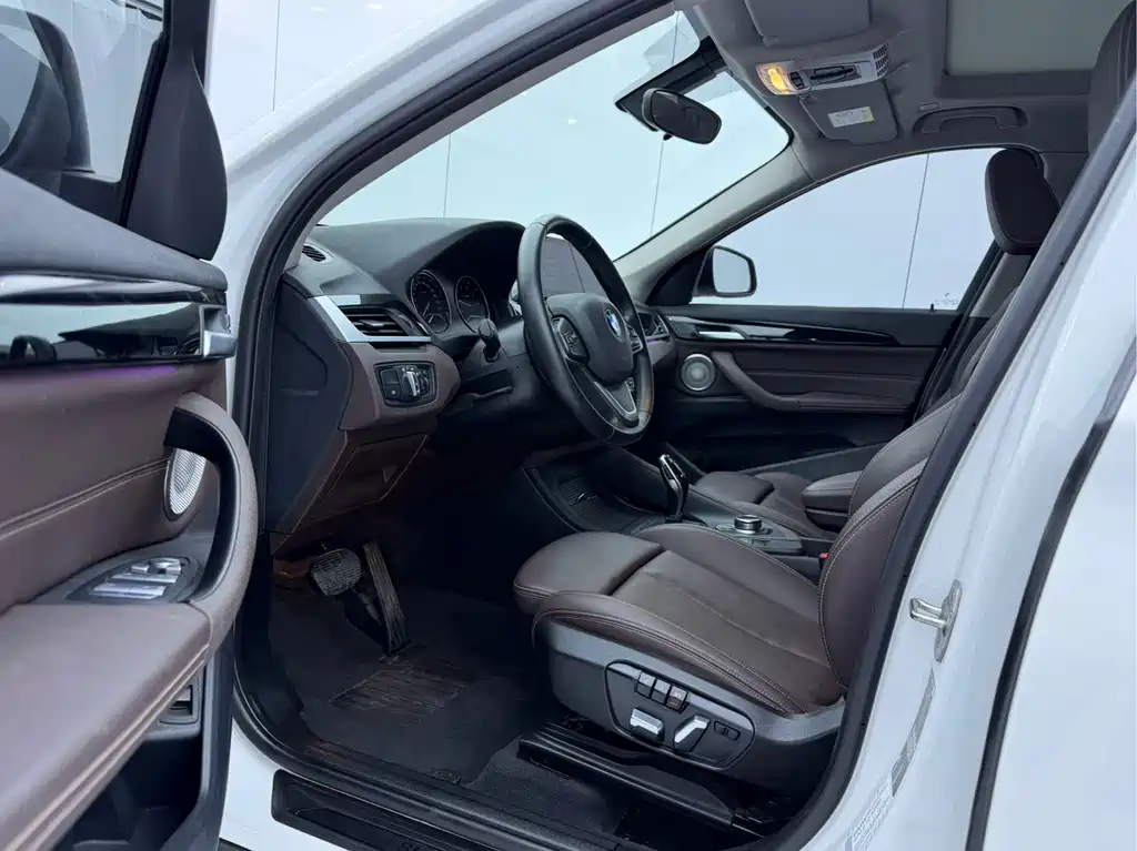 BMW X1 — миниатюра 7
