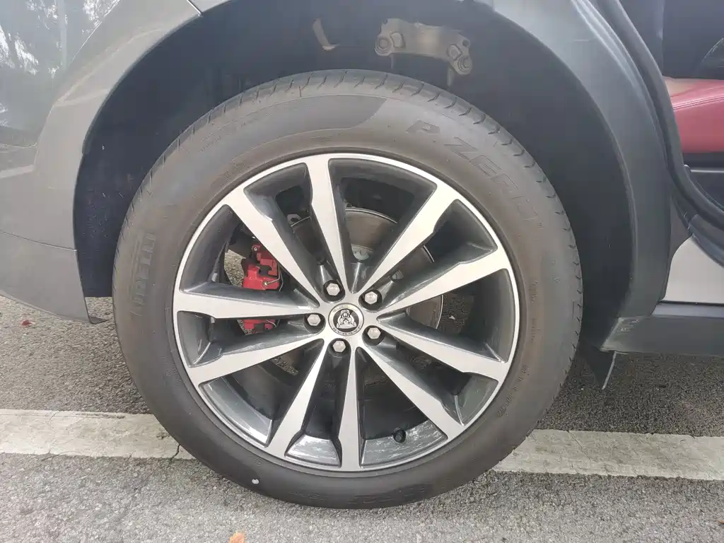 Jaguar F-PACE — миниатюра 15