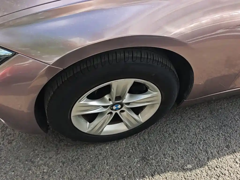 BMW 3 Series — миниатюра 23