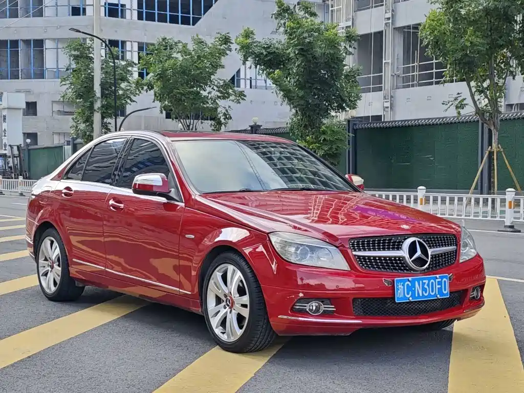 Mercedes-Benz C-Class — миниатюра 7