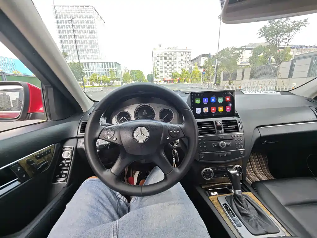 Mercedes-Benz C-Class — миниатюра 9