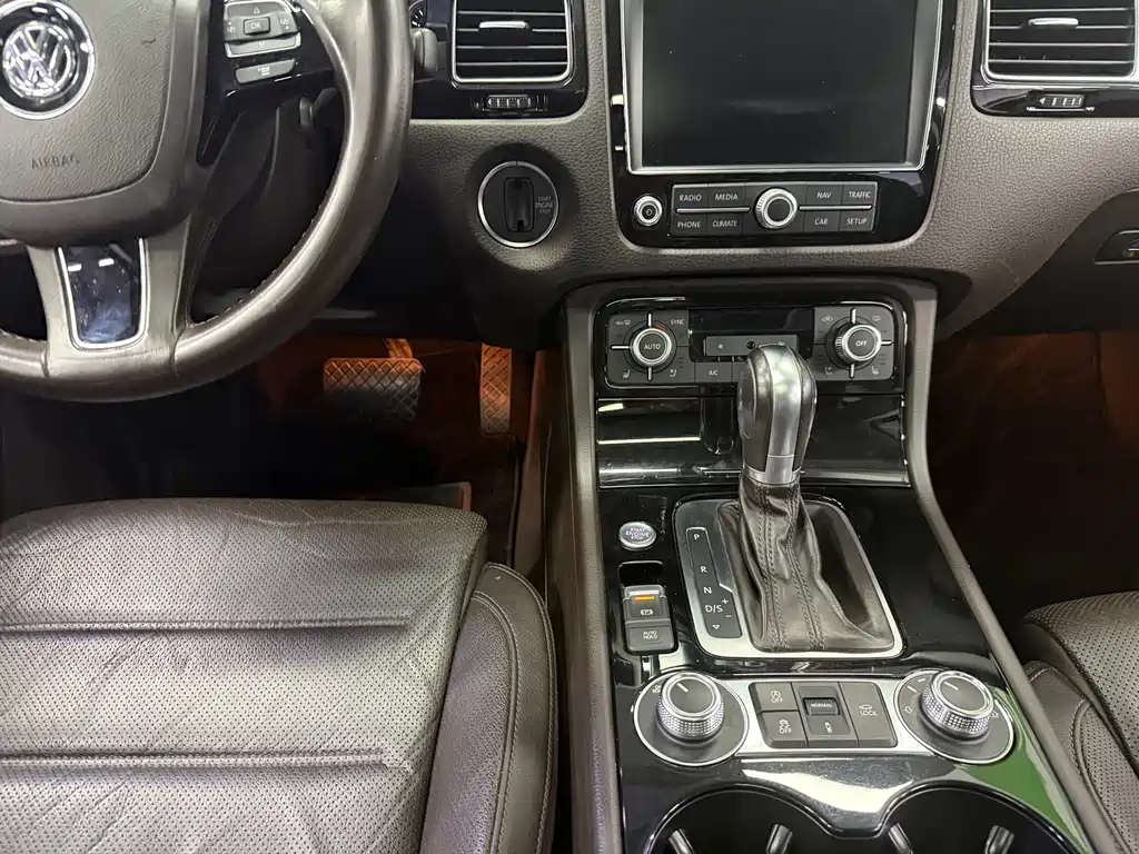 Volkswagen Touareg — миниатюра 7