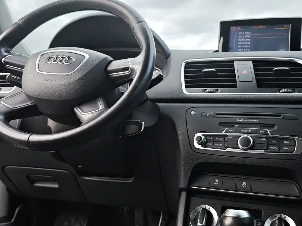 Audi Q3 — миниатюра 9
