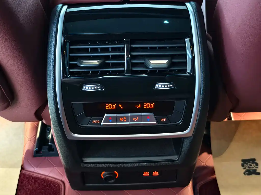 BMW X5 2022 xDrive 40Li M Sport