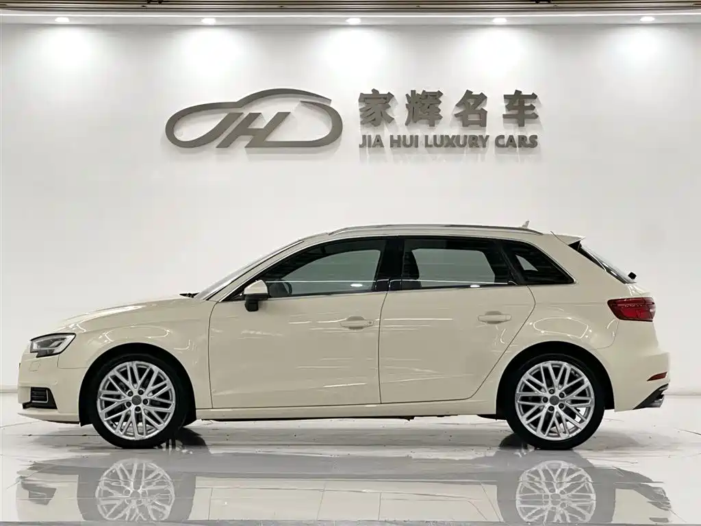 Audi A3 2018 30 Sportback 35 TFSI
