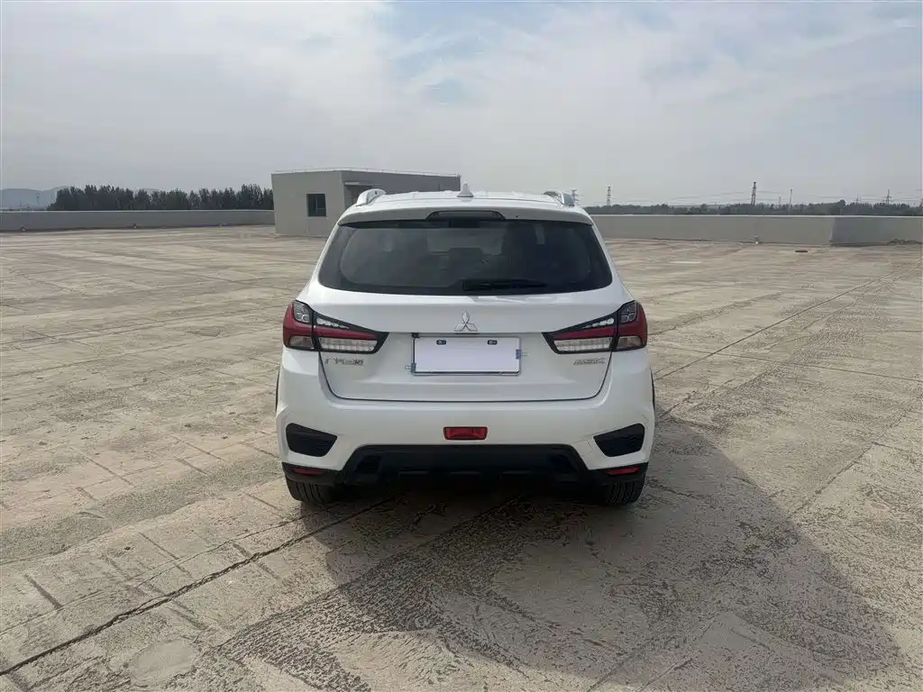 Mitsubishi ASX — миниатюра 9