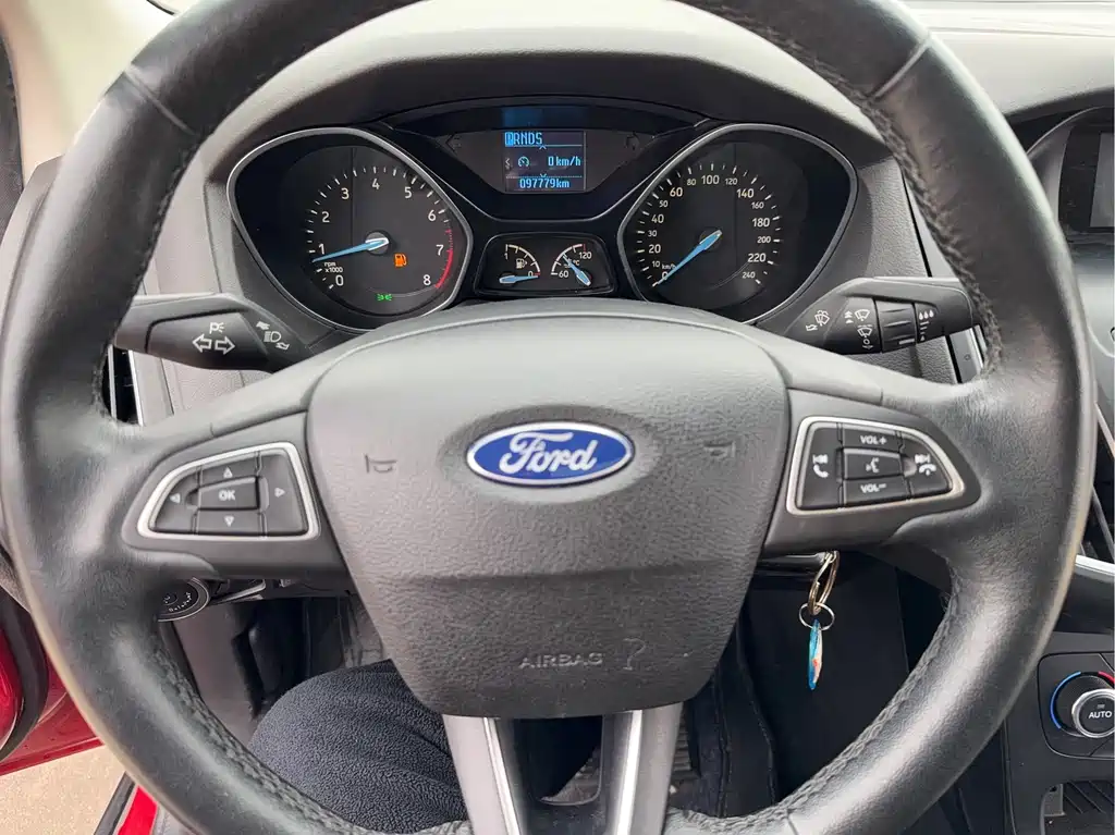 Ford Focus — миниатюра 8