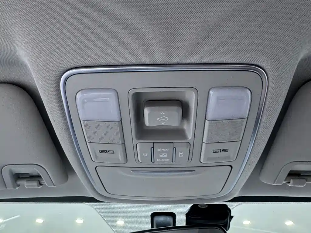 Geely Vision X6 — миниатюра 22