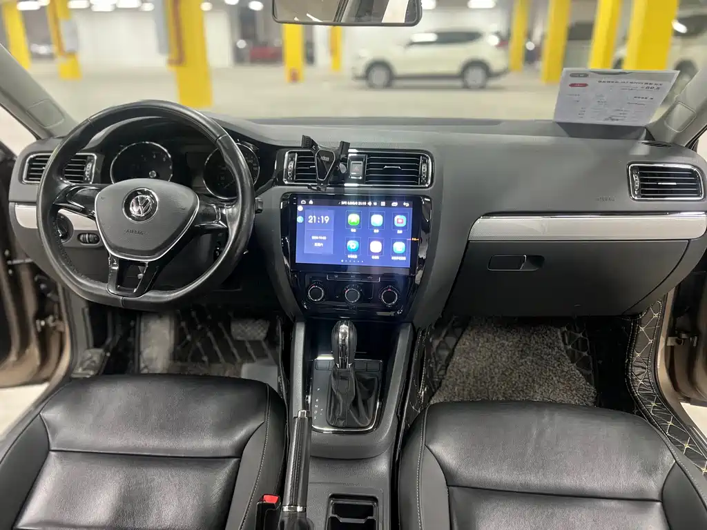 Volkswagen Sagitar — миниатюра 8