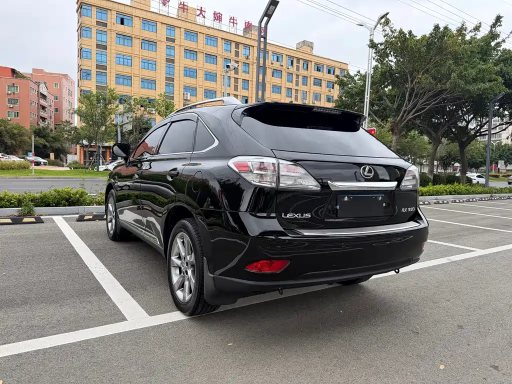Lexus RX Classic — миниатюра 4
