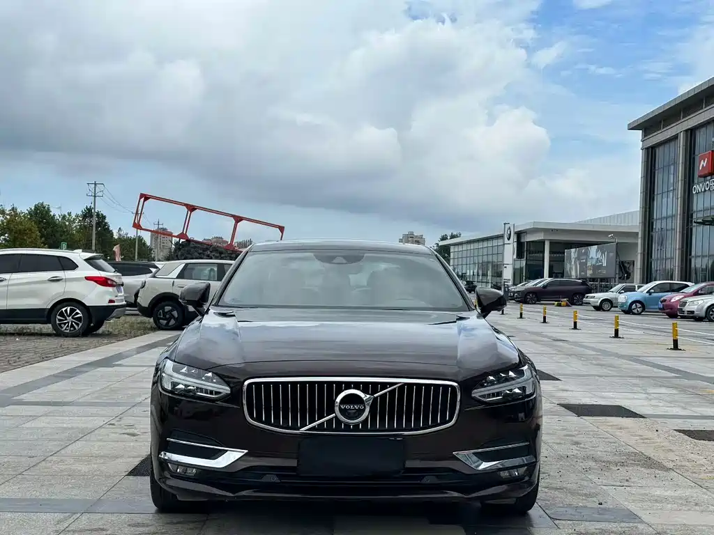 Volvo S90 T5 Smart Leisure Edition, фото 2