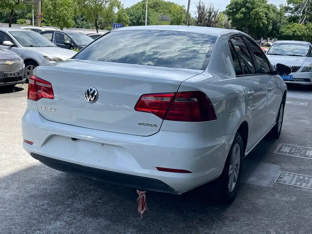 Volkswagen Bora — миниатюра 13