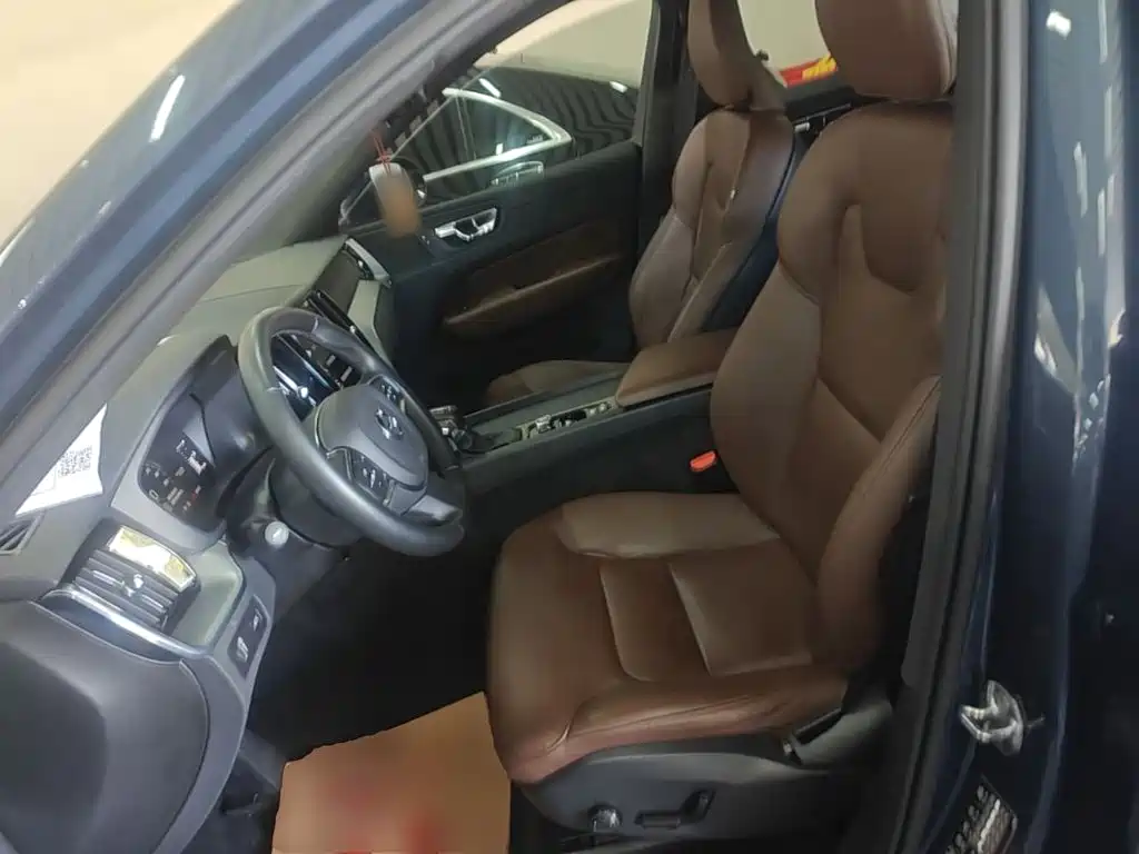 Volvo XC60 — миниатюра 15