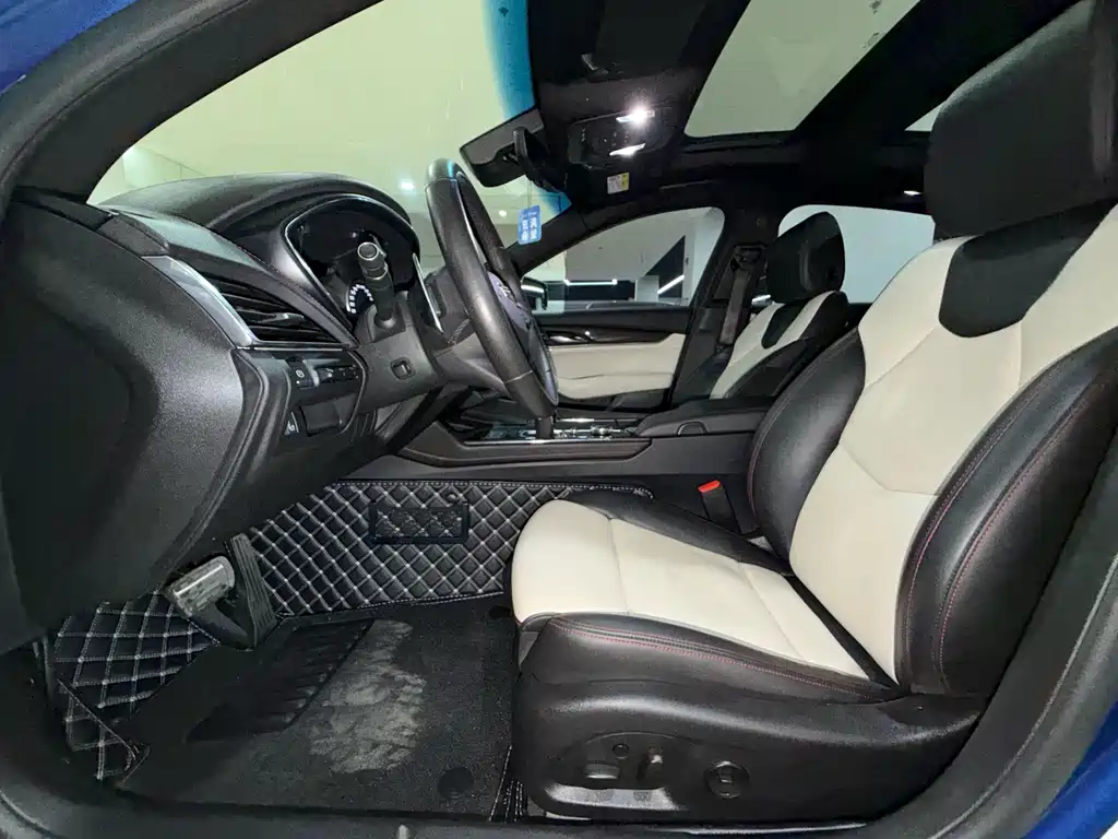 Cadillac CT5 — миниатюра 4