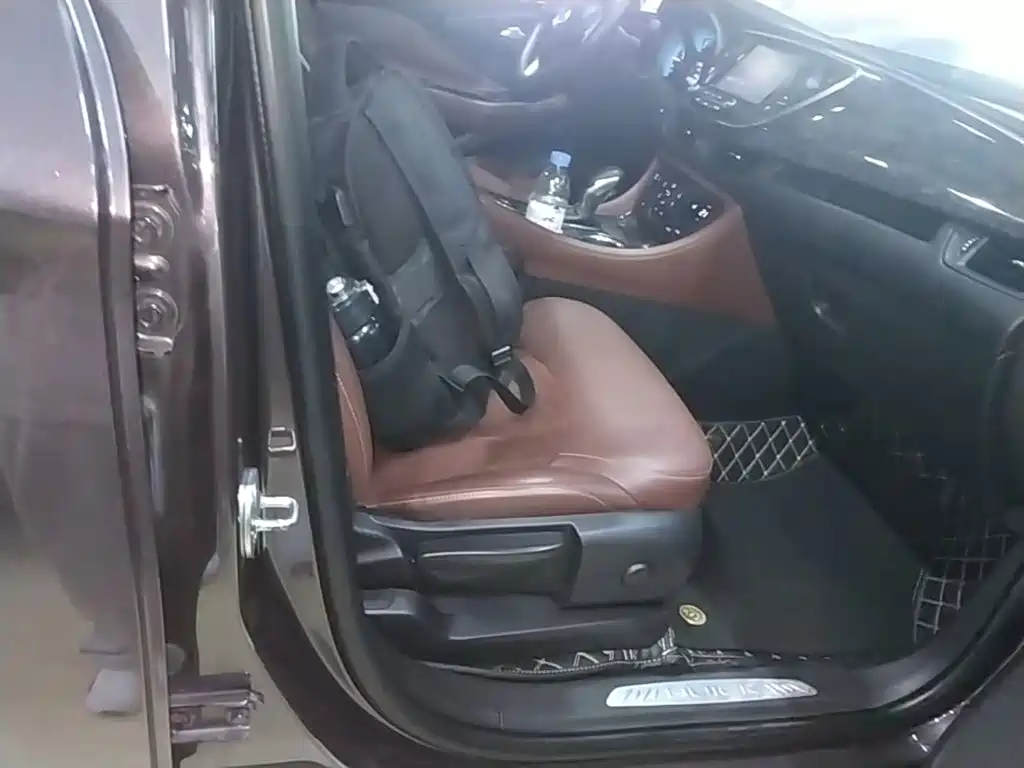 Buick Envision Plus — миниатюра 25