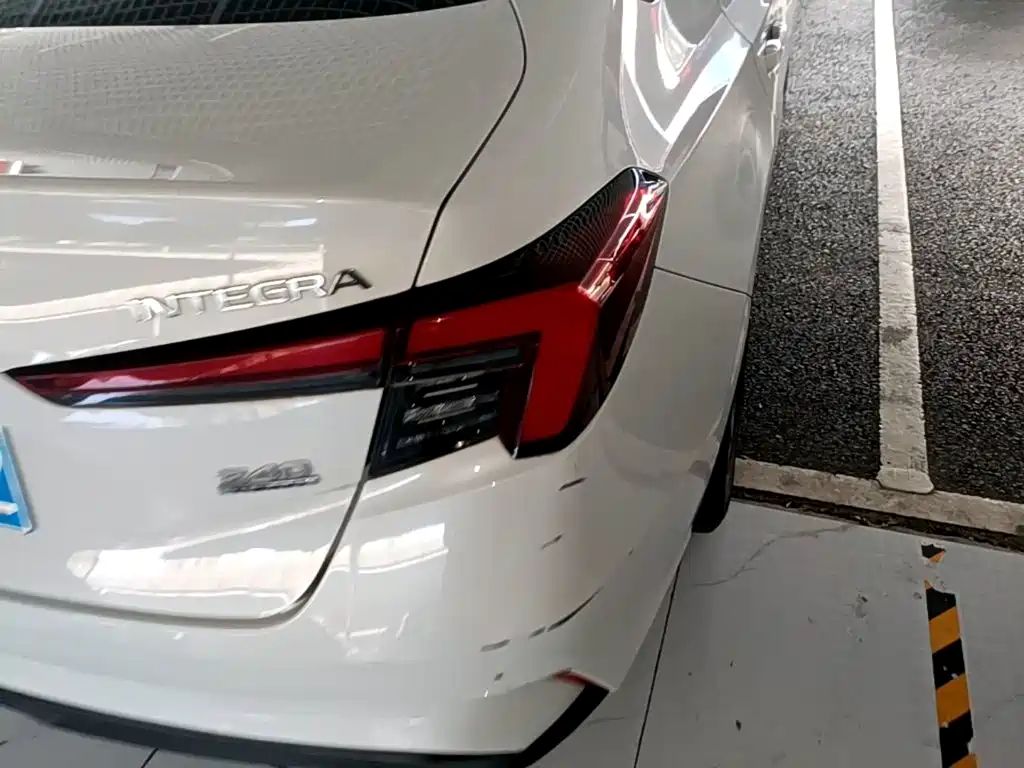 Honda Integra — миниатюра 8