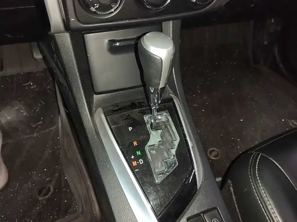 Toyota Corolla — миниатюра 14