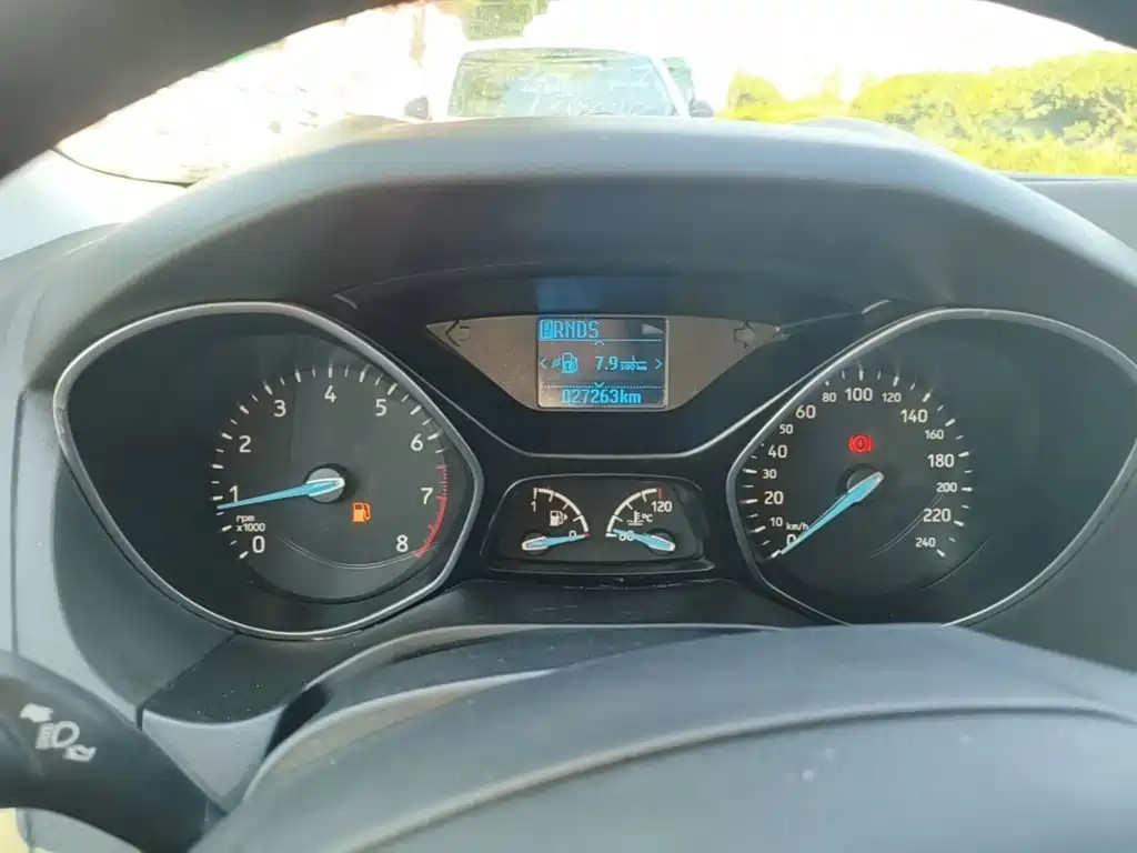 Ford Focus — миниатюра 12