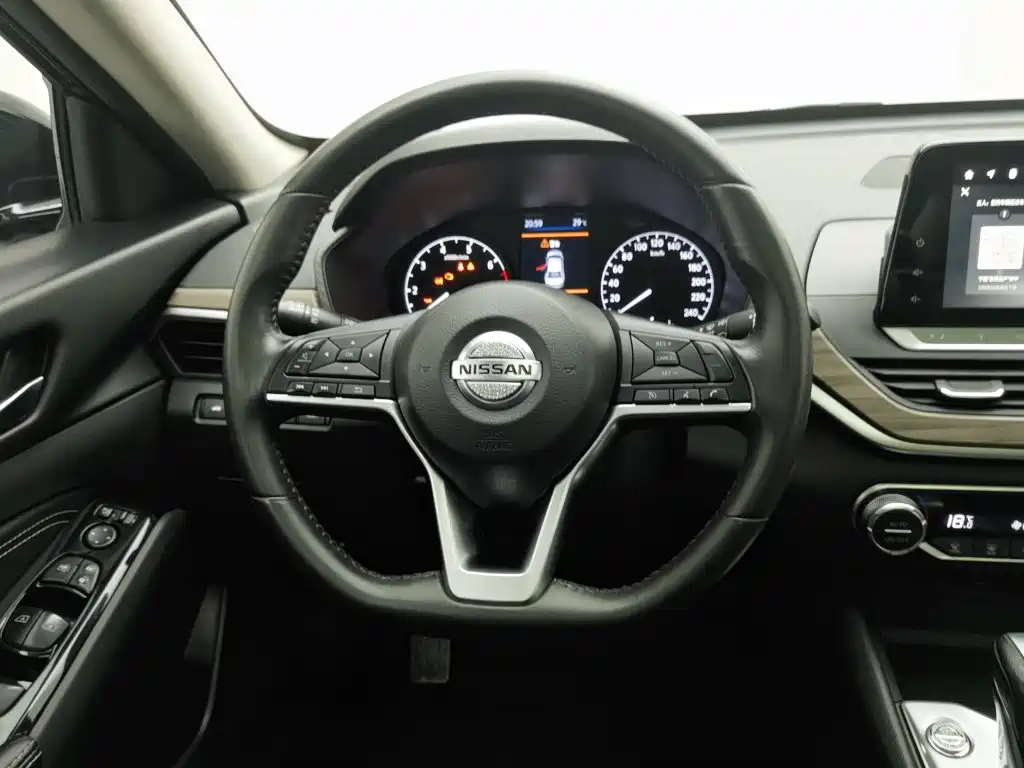 Nissan Teana — миниатюра 11