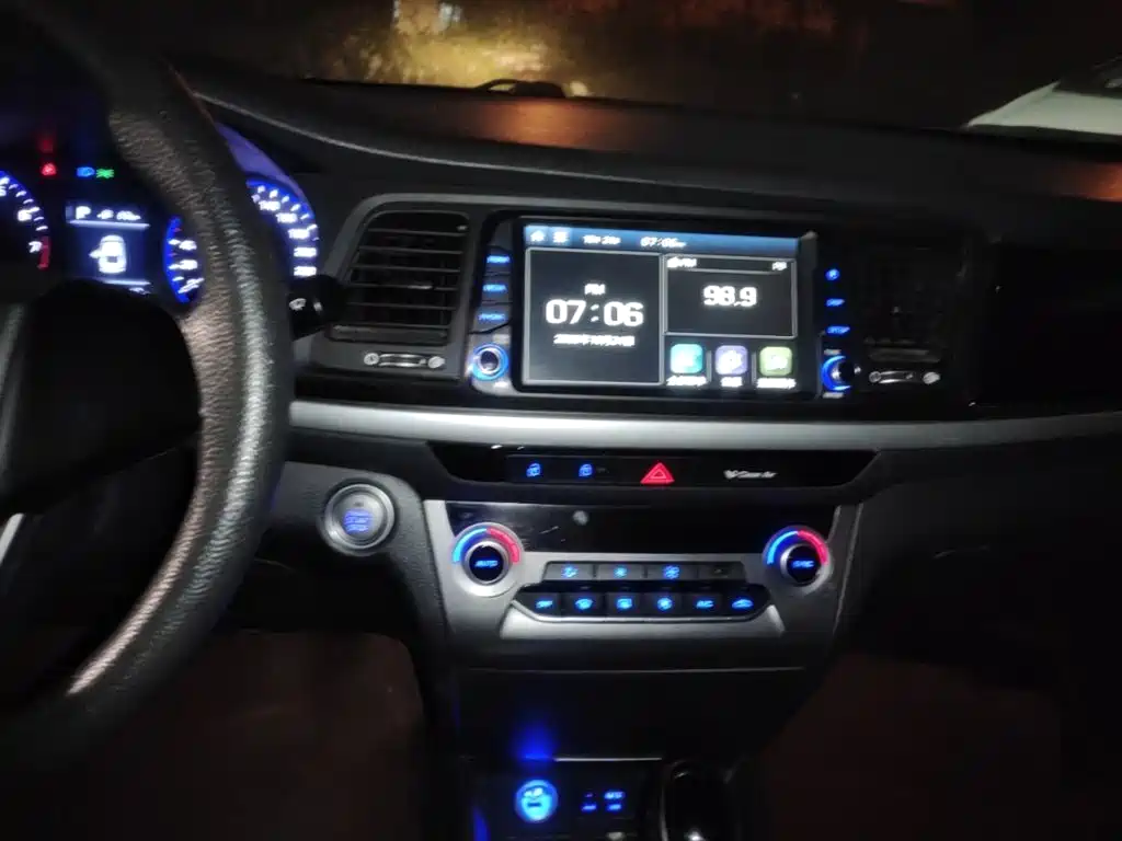 Hyundai Mistra — миниатюра 13