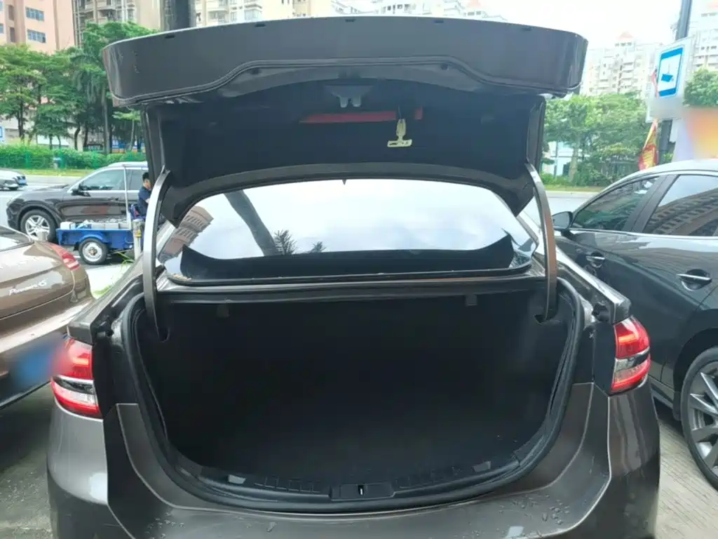 Ford Mondeo — миниатюра 19