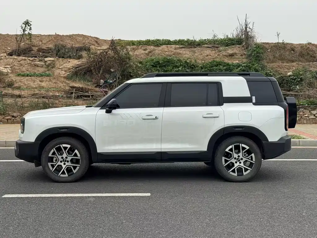 Beijing Off-Road BJ30 — миниатюра 5