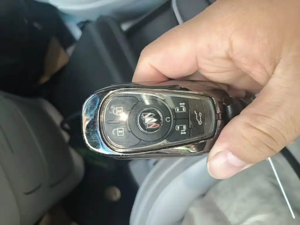 Buick GL8 — миниатюра 9
