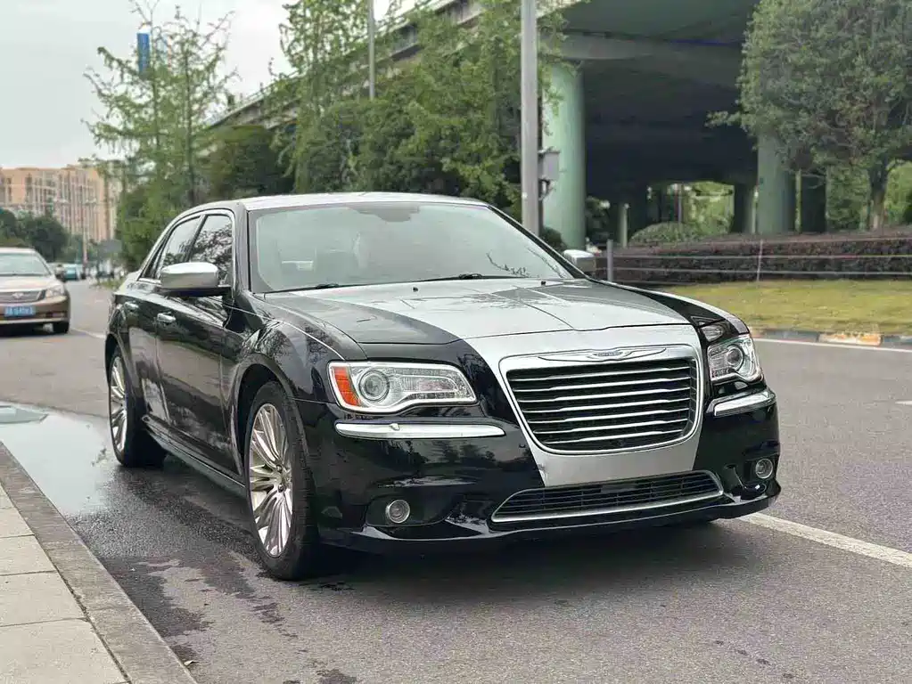 Chrysler 300C — миниатюра 2