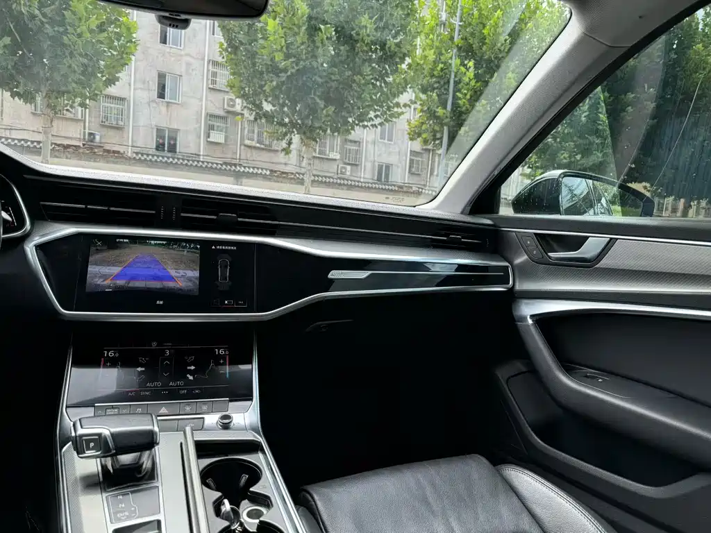 Audi A6L — миниатюра 7