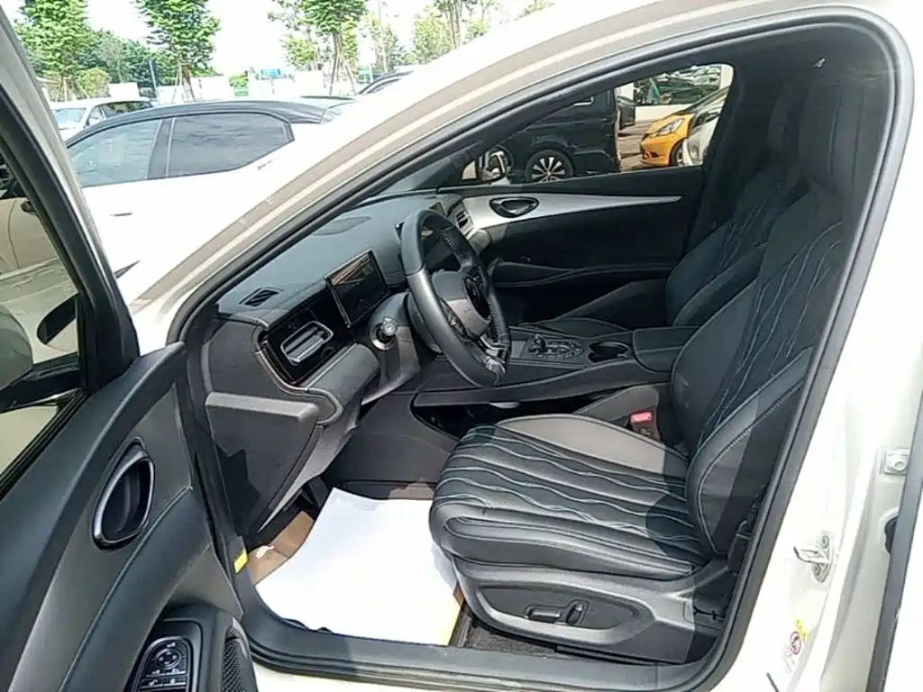 BYD Seal 06 — миниатюра 16