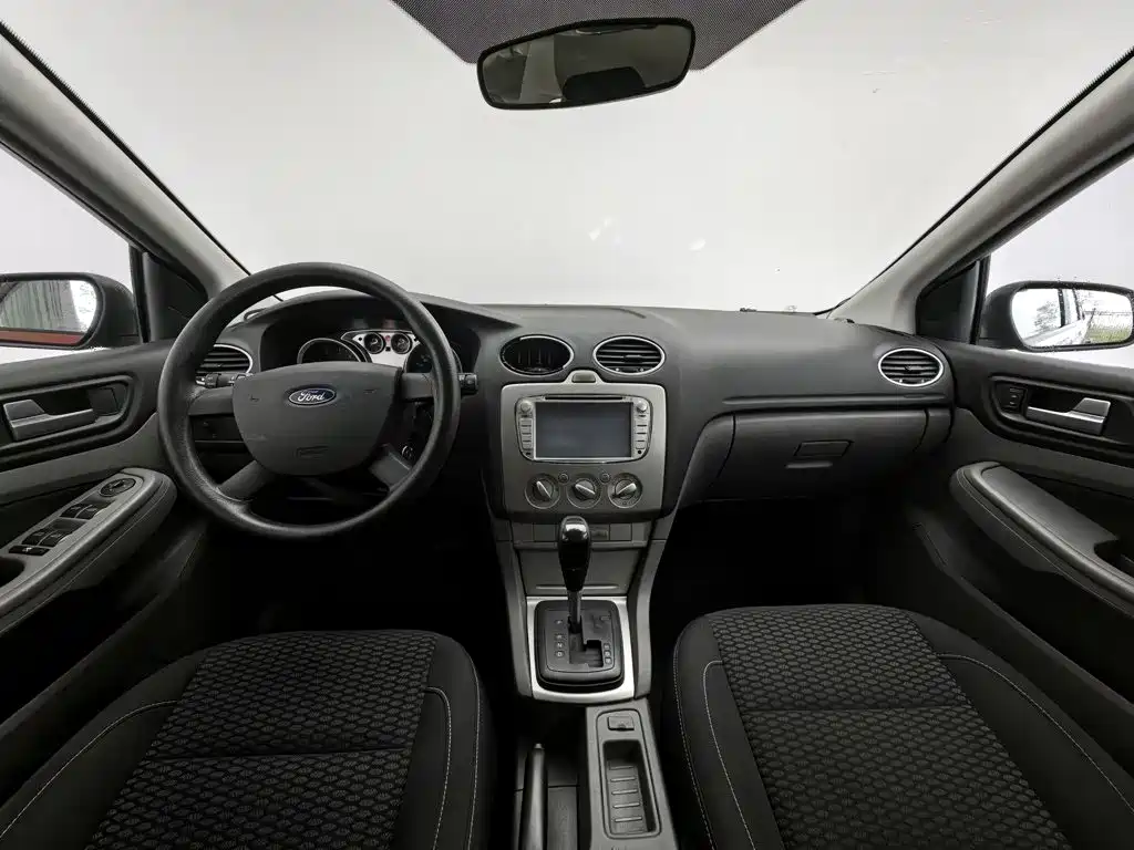 Ford Focus — миниатюра 5