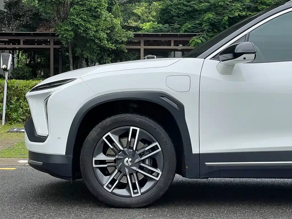 NIO ES6 — миниатюра 5