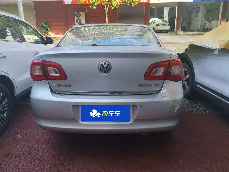 Volkswagen Bora 2012 1.4T AT Luxury