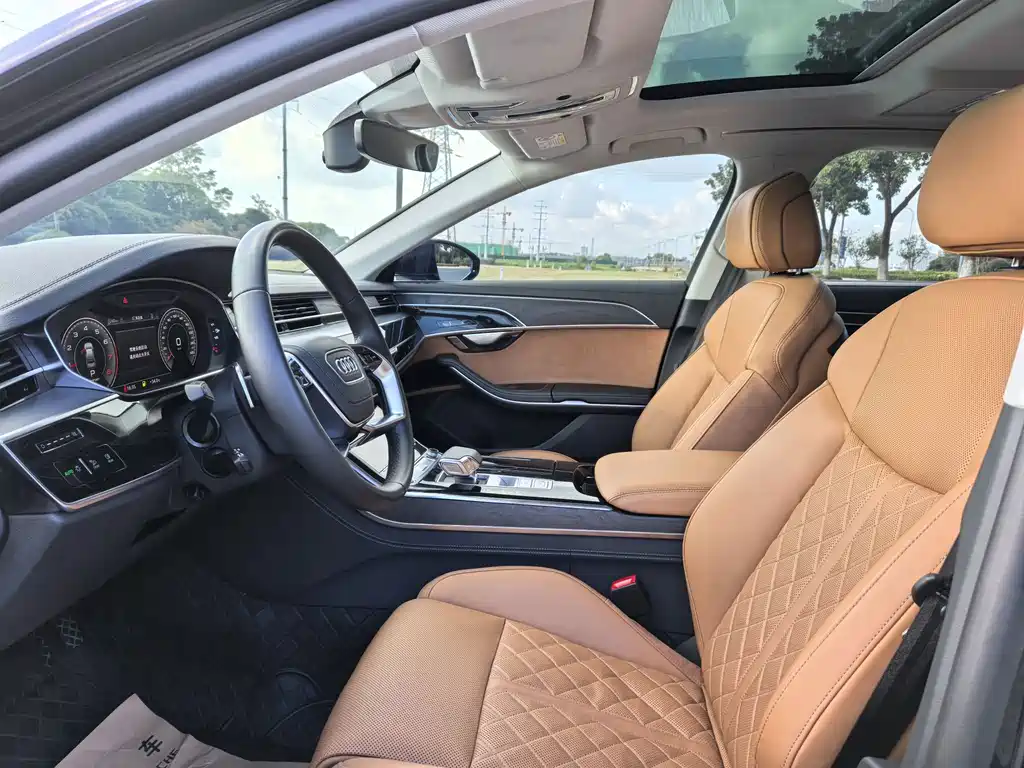 Audi A8 — миниатюра 6