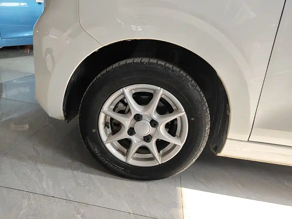 Roewe Clever — миниатюра 23