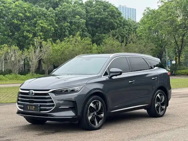 2023 BYD Tang